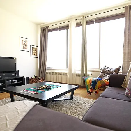 Feels Like - Expo Flat Near Marina Daire *